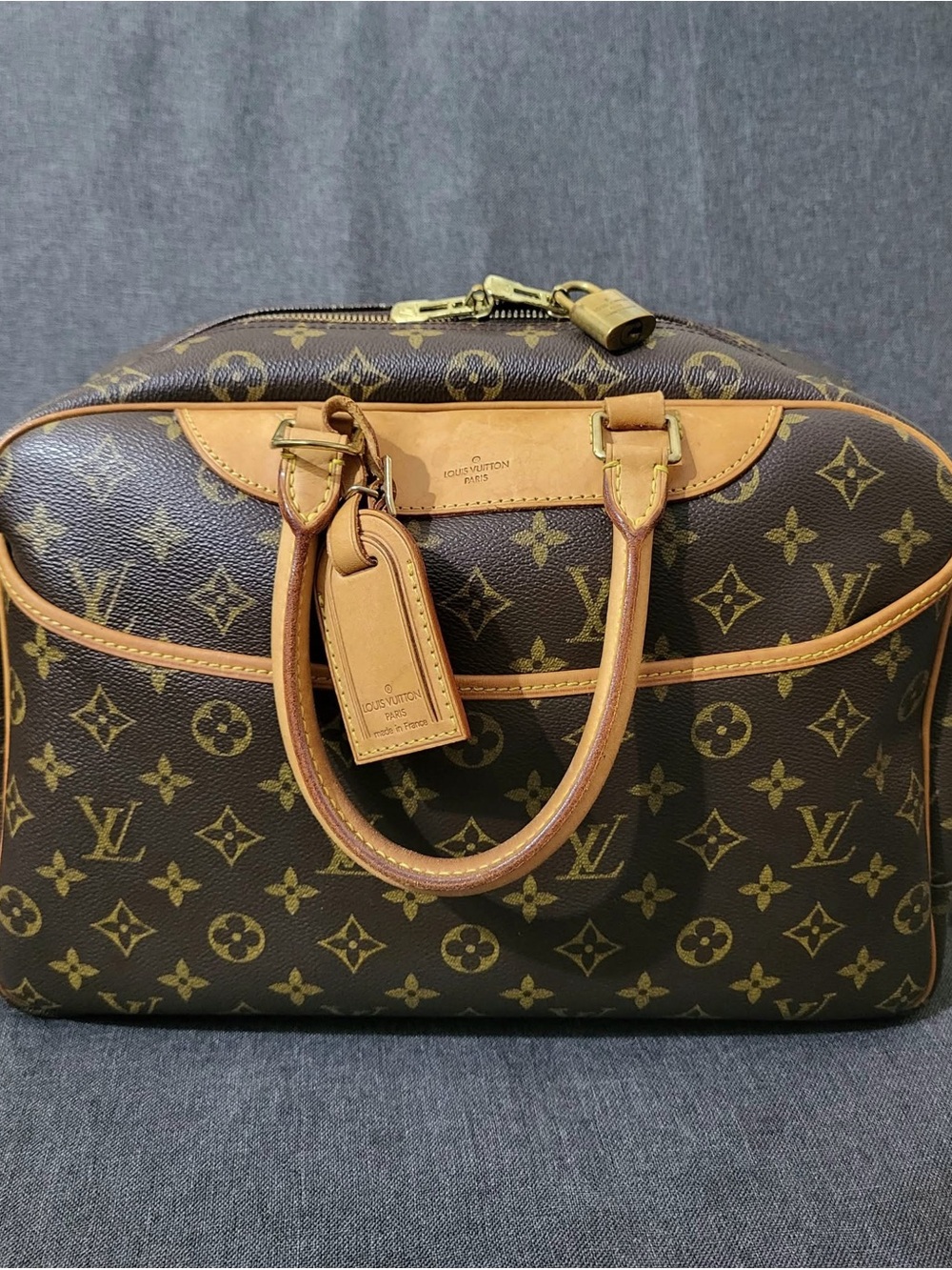 Louis Vuitton Deauville